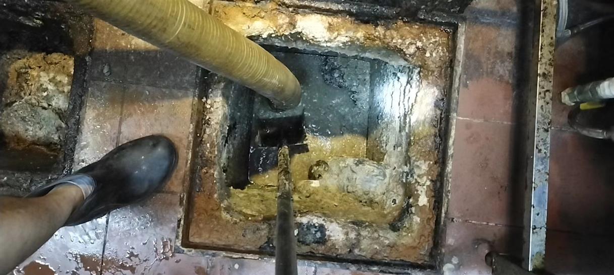 江宁化油池清理-污水池清掏